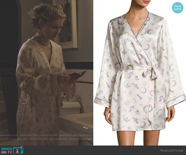Morgan Lane Langly Silk Robe worn by Scarlett O'Connor (Clare Bowen) on Nashville