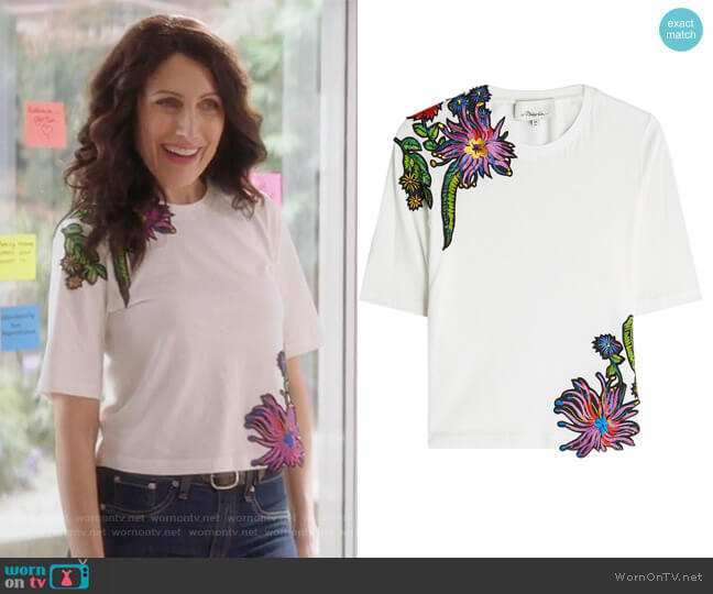 Phillip Lim 3.1 Embroidered Cotton T-Shirt worn by Abby McCarthy (Lisa Edelstein) on Girlfriends Guide to Divorce
