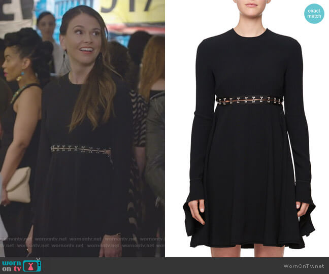 Proenza Schouler Long-Sleeve Hook Cutout Dress worn by Liza Miller (Sutton Foster) on Younger
