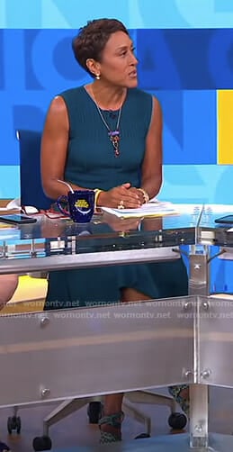 Robin’s green ribbed dress on Good Morning America