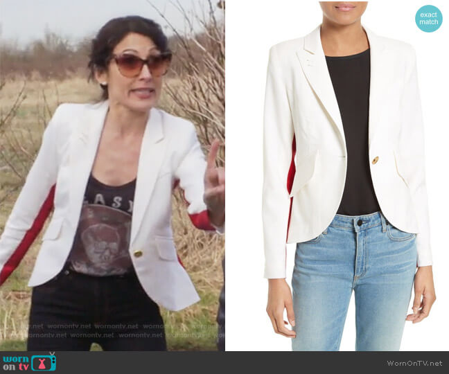 Smythe Racing Striped Blazer worn by Abby McCarthy (Lisa Edelstein) on Girlfriends Guide to Divorce