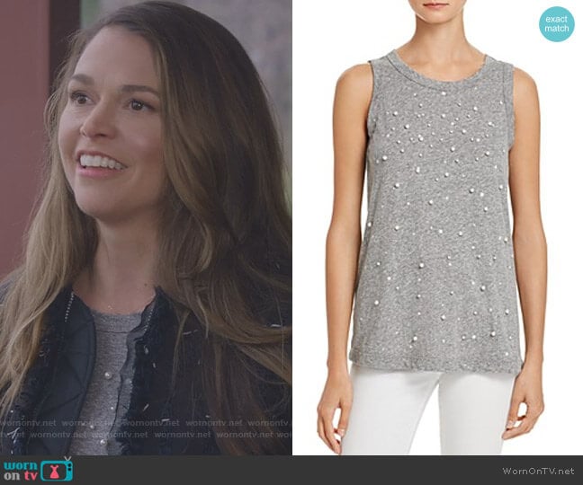 Current/Elliott The Muscle Faux Pearl Tee worn by Liza Miller (Sutton Foster) on Younger