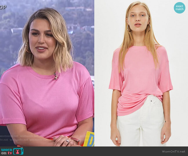 Topshop Boutique Slash Back Ribbed T-Shirt worn by Carissa Loethen Culiner on E! News
