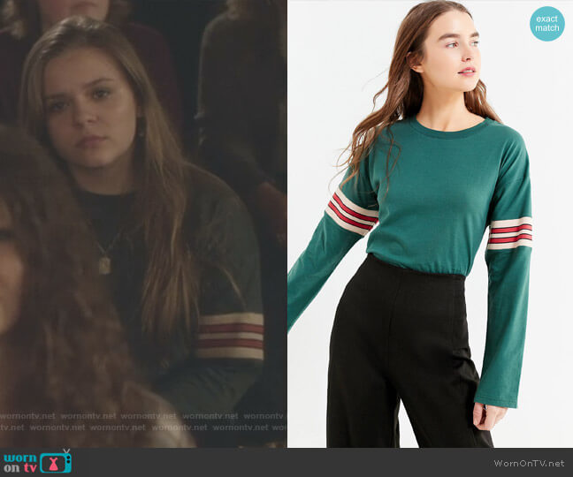 Urban Outfitters Tipped Striped Long Sleeve Tee worn by Daphne Conrad (Maisy Stella) on Nashville