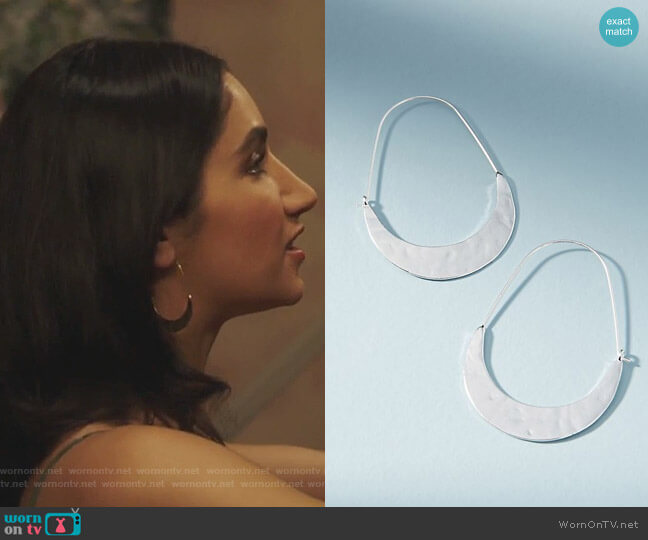 Anthropologie Crescent Hoops worn by Adena El-Amin (Nikohl Boosheri) on The Bold Type