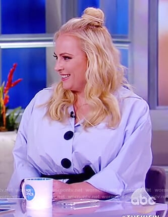 Meghan’s blue tie waist shirtdress on The View