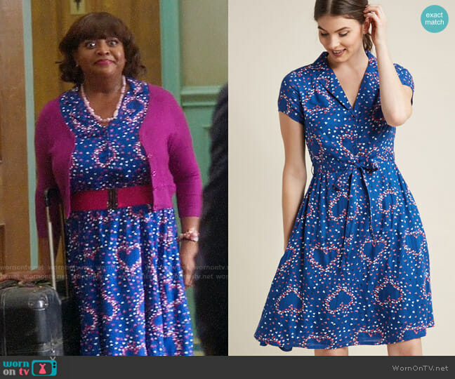 Retro Collared Shirt Dress in Blue Hearts from ModCloth worn by Anne Flatch (Sherri Shepherd) on Trial and Error