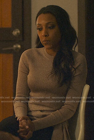 Noelle’s metallic sweater on UnReal