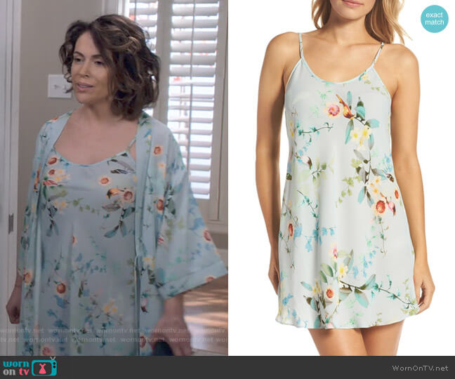 Flora Nikrooz Alison Chemise worn by Coralee Armstrong (Alyssa Milano) on Insatiable
