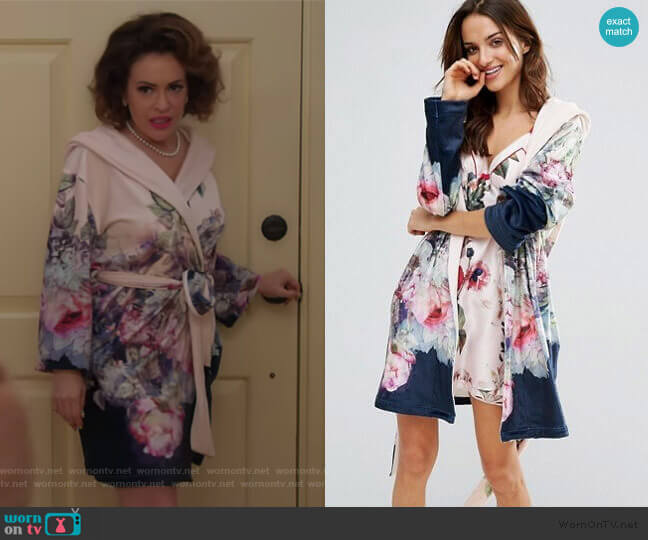 Ted Baker Pure Peony Printed Robe worn by Coralee Armstrong (Alyssa Milano) on Insatiable