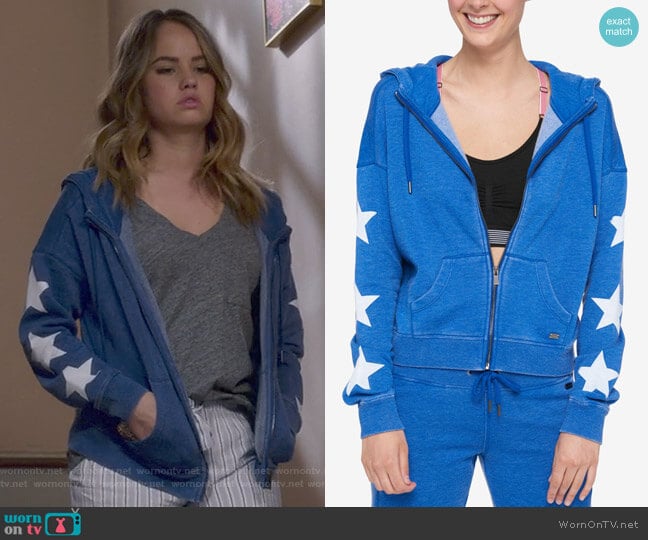 Tommy Hilfiger Star-Print Hoodie worn by Patty Bladell (Debby Ryan) on Insatiable