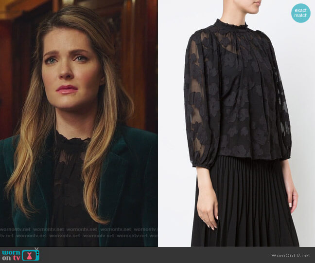 Ulla Johnson Sandrine floral blouse worn by Sutton (Meghann Fahy) on The Bold Type