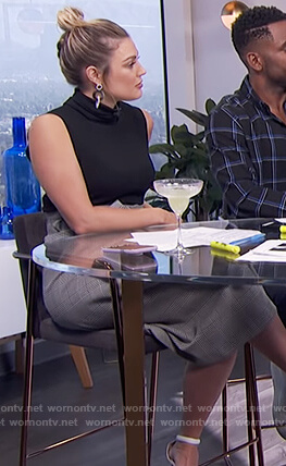 Carissa’s plaid bow front skirt on E! News Daily Pop