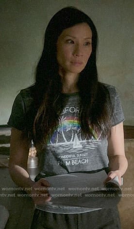 Joan’s Palm Beach graphic tee on Elementary