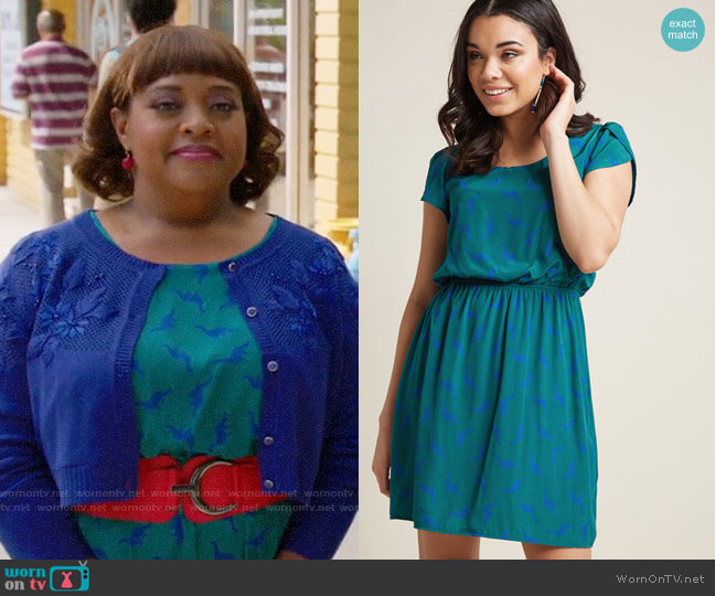 Oh My Gosh A-Line Dress in Navy Dinos from ModCloth worn by Anne Flatch (Sherri Shepherd) on Trial and Error