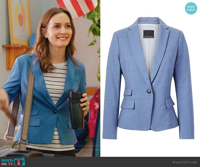 Banana Republic Fitted Crop Lightweight Wool Blazer worn by Angie (Leighton Meester) on Single Parents