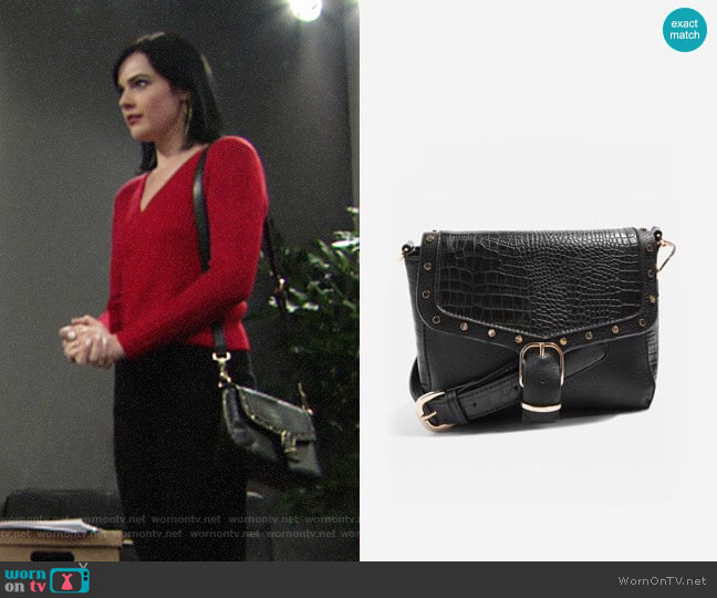 Topshop Romeo Crocodile Effect Cross Body Bag worn by Tessa Porter (Cait Fairbanks) on The Young and the Restless