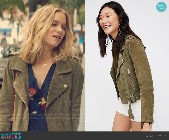 Blank NYC Suede Moto Jacket in Burnt Sage worn by Guinevere Beck (Elizabeth Lail) on You