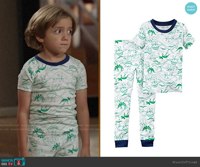 Joe's green dinosaur print pajamas on Modern Family WornOnTV