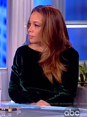 Sunny’s green velvet dress on The View