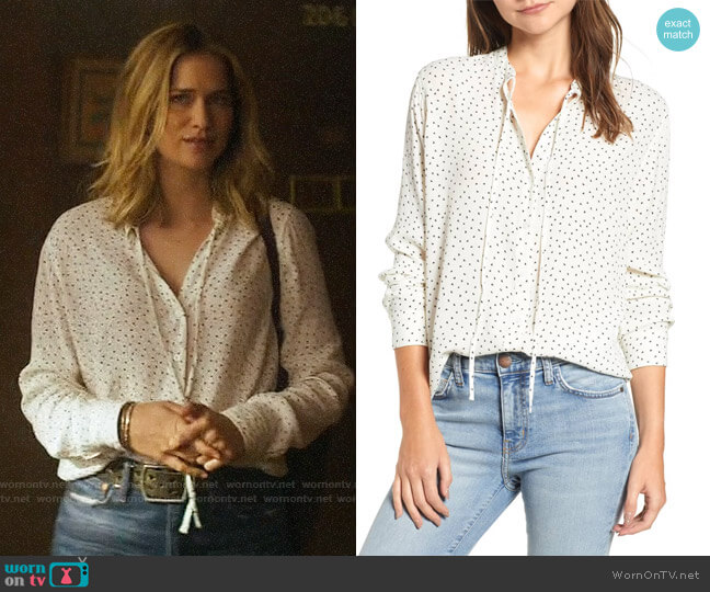 Rails Casey Top worn by Guinevere Beck (Elizabeth Lail) on You