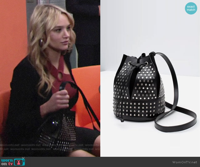 Zara Studded Bucket Bag worn by Summer Newman (Hunter King) on The Young and the Restless