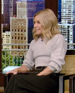 Kelly’s grey sweater on Live with Kelly and Ryan