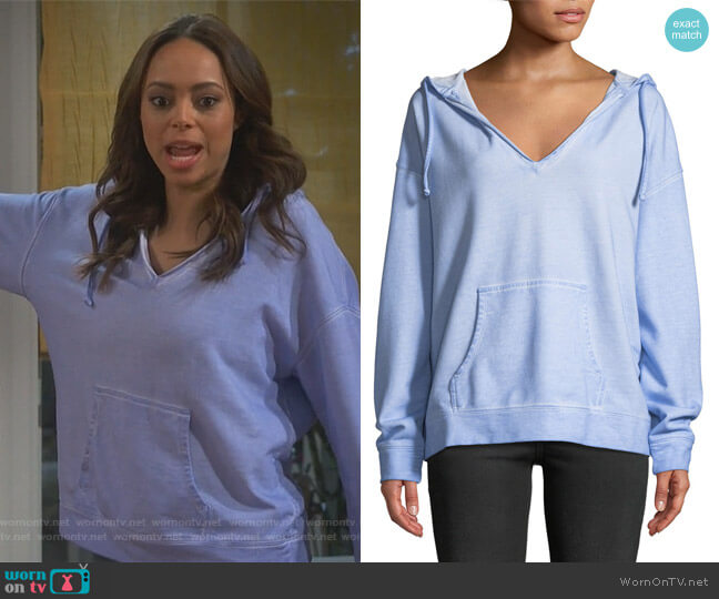Sanctuary Shiloh Hooded V-Neck Stonewashed Hoodie worn by Claire (Amber Stevens West) on Happy Together
