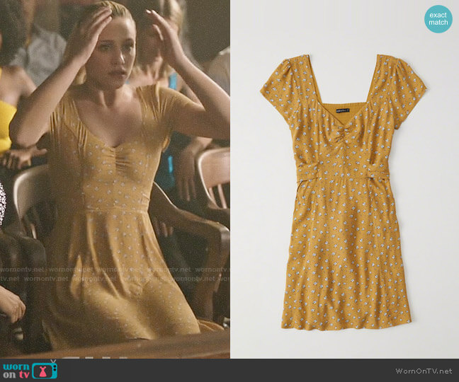 Abercrombie & Fitch Bow Back Skater Dress worn by Betty Cooper (Lili Reinhart) on Riverdale