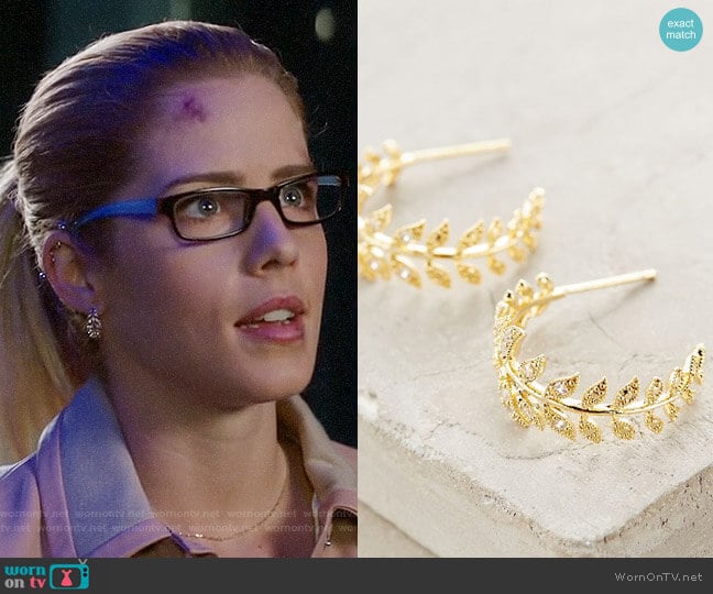 Feathered Frond Hoops from Anthropologie worn by Felicity Smoak (Emily Bett Rickards) on Arrow