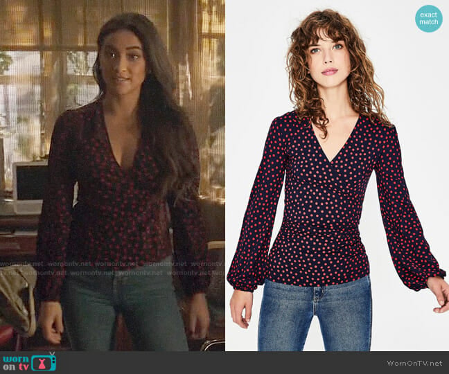 Boden Elodie Top in Navy Scattered Spot worn by Peach Salinger (Shay Mitchell) on You