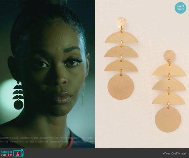 Francescas Cate Crescent Circle Drop Earrings worn by Anissa Pierce (Nafessa Williams) on Black Lightning
