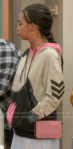 Zoey’s pink tie-dye hoodie on Black-ish