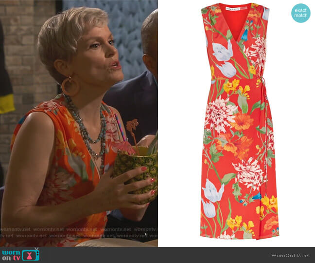 Alice + Olivia Tasia red printed silk wrap dress worn by Bonnie (Stephnie Weir) on Happy Together