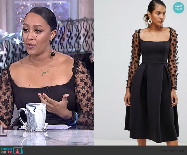 ASOS 3D Floral Lace Midi Prom Dress worn by Tamera Mowry on The Real