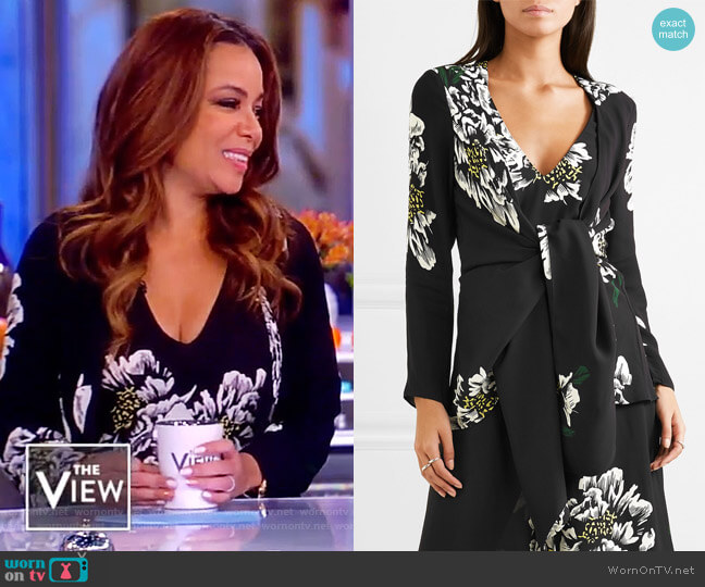 Paper London Mimi tie-front floral-print crepe top worn by Sunny Hostin on The View