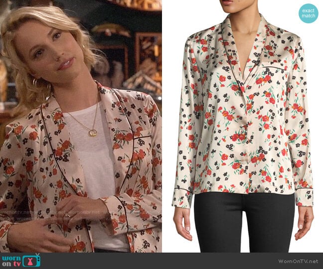 A.L.C. Leomie Shirt worn by Mandy Baxter (Molly McCook) on Last Man Standing