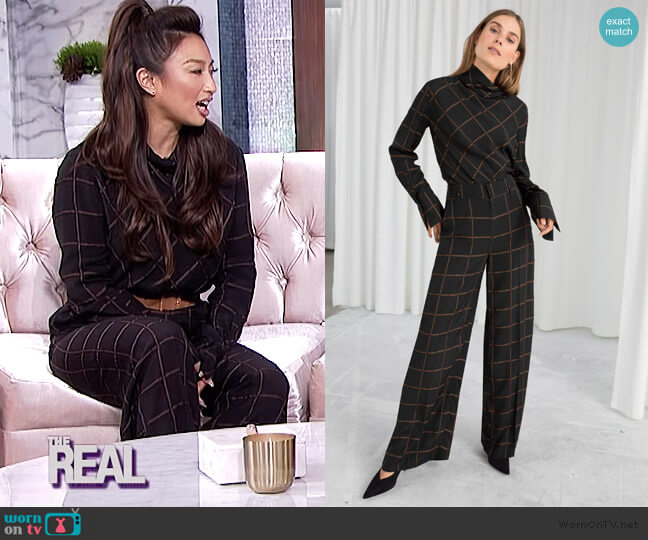 & Other Stories Wide Checked Pants worn by Jeannie Mai on The Real