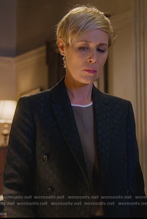Bonnie’s black polka dot blazer on How to Get Away with Murder