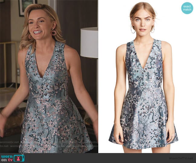 Alice + Olivia Tennie V Neck Party Dress