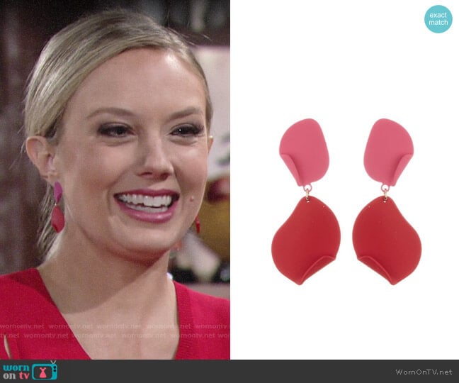 Halogen Curved Metal Double Drop Disk Earrings worn by Abby Newman (Melissa Ordway) on The Young and the Restless