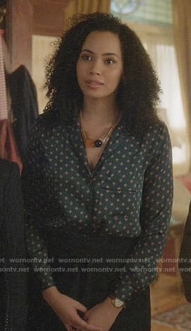 Macy’s green printed button down shirt on Charmed
