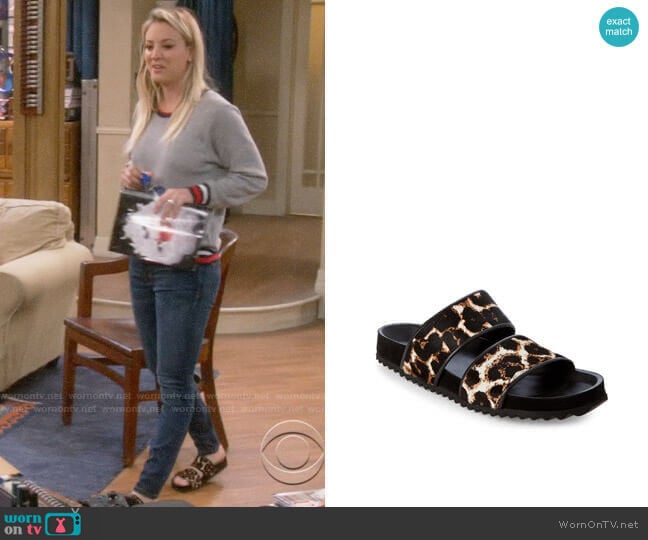 Sandro Andy Leopard Slide Sandals worn by Penny Hofstadter (Kaley Cuoco) on The Big Bang Theory