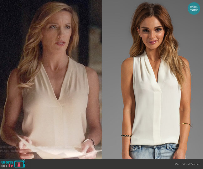 Theory Hylin Top worn by Laurel Lance (Katie Cassidy) on Arrow