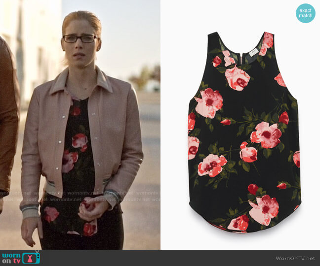 Wilfred Sevres Blouse worn by Felicity Smoak (Emily Bett Rickards) on Arrow