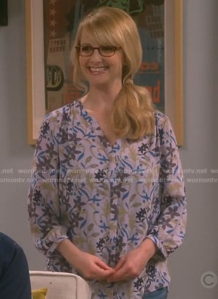 Bernadette’s grey floral blouse on The Big Bang Theory