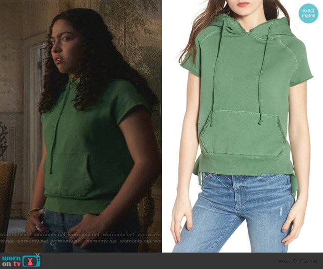 Frank & Eileen Short Sleeve Pullover Hoodie worn by Molly Hernandez (Allegra Acosta) on Marvels Runaways
