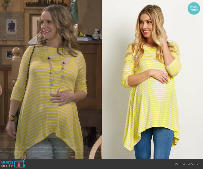 Pink Blush Striped Asymmetric 3/4 Sleeve Maternity Top worn by Kimmy Gibbler (Andrea Barber) on Fuller House