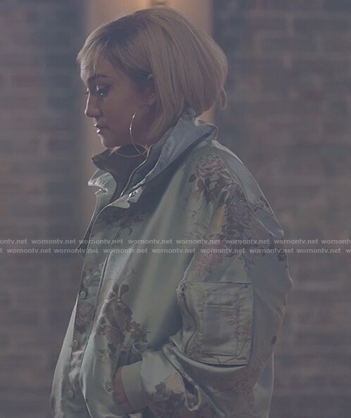 Star’s floral print bomber jacket on Star