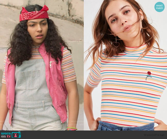 Urban Outfitters Zola Striped Mock-Neck Top worn by Molly Hernandez (Allegra Acosta) on Marvels Runaways